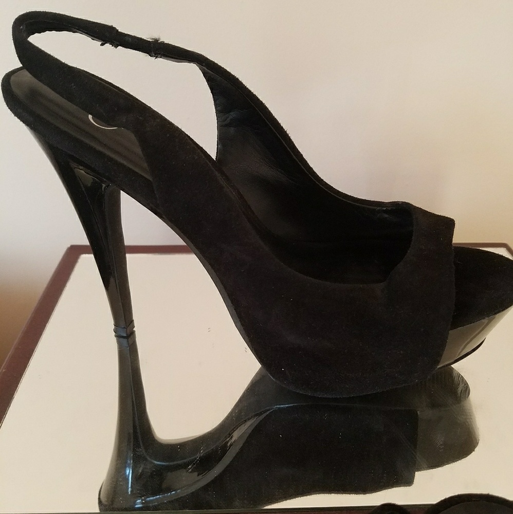 Jessica Simpson high heels